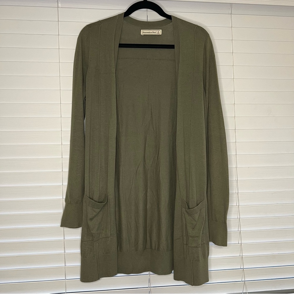 PRICE DROP A&F Cardigan